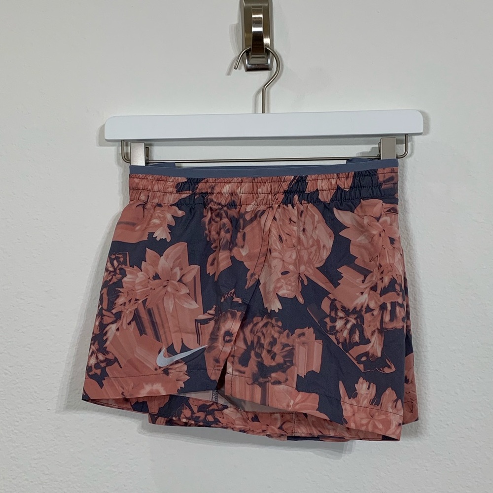 Nike Tempo Lux Hawaiian Shorts 🌺